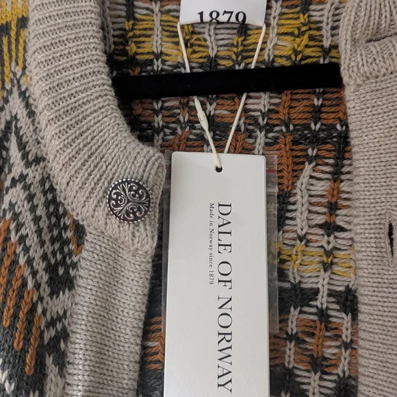 NWT! Dale of Norway Men's Sweater - Picture 3 of 5